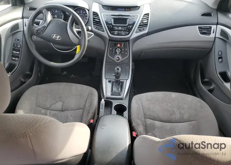 2016 Hyundai Elantra Se z USA, uszkodzony, nr VIN 5NPDH4AE5GH667865